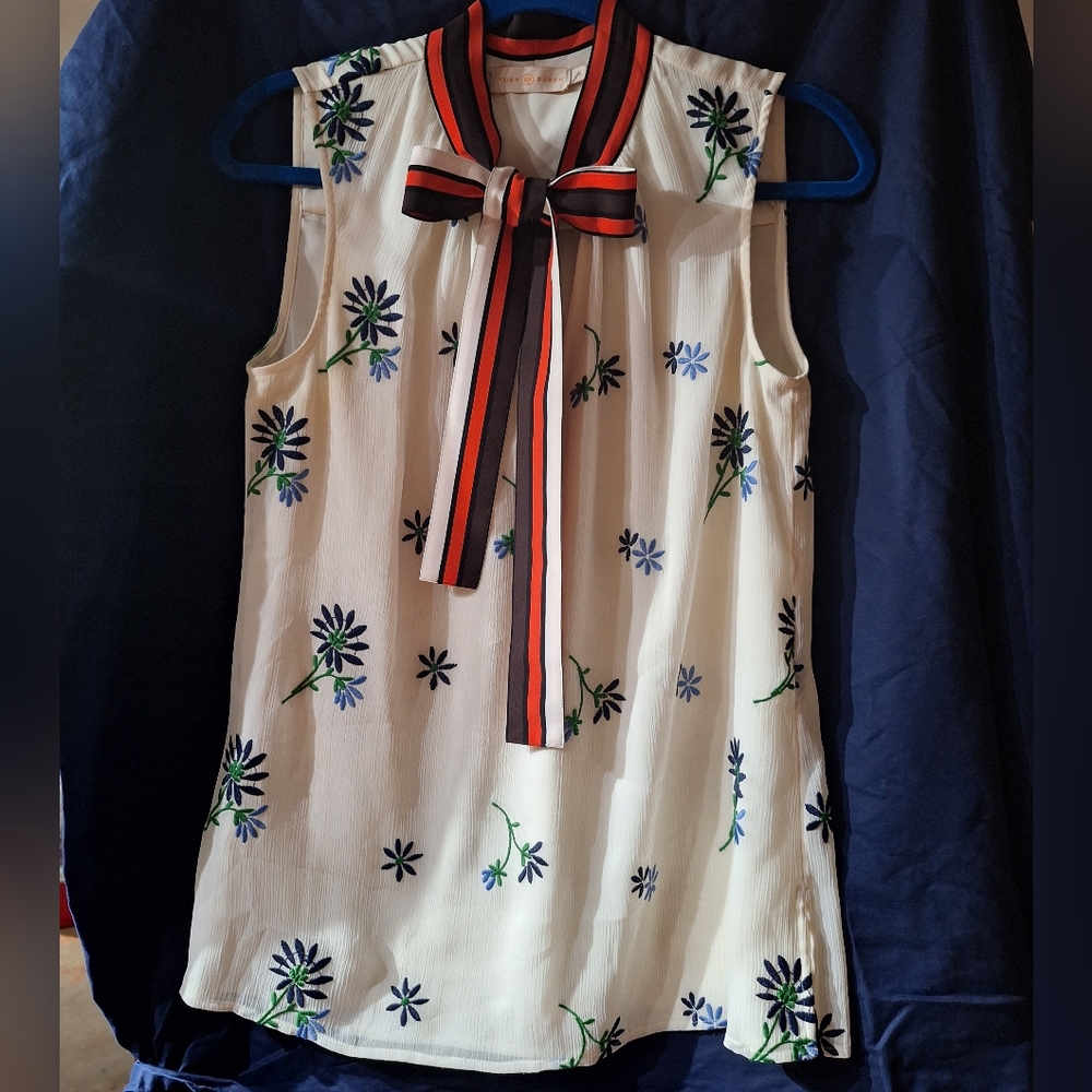 Tory burch sleeveless top